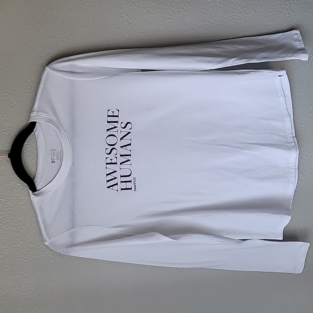 Figs 'Awesome Humans #wearfigs' Graphic Long Sleeve Size Small Color White NEW - Picture 2 of 8